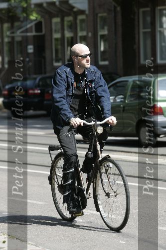 Amsterdam 9 juni 2005
Frans v Deursen op fiets