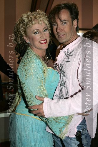 Amsterdam 8 juni 2005
Presentatie cd Karin Bloemen in Carre.
 Karin met Gerard Joling