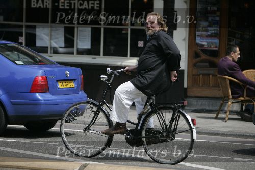 Amsterdam 1 juni 2005
Henk Schiffmacher op de fiets