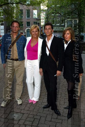 Amsterdam 1 september 2003
Modeshow monique collignon in hotel the grand
inge ipenburg met stylisten gtst