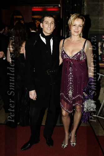 Amsterdam  12 januari 2005
Premiere Franse Speelfilm in Tushinski.
Inge Iepenburg met een vriend
Peter Smulders bv