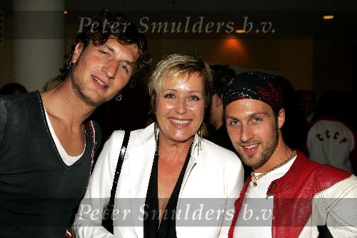 Scheveningen 13 september 2004
Premiere Cool in pathe scheveningen.
Sebastiaan La Brie Inge Ipenburg en Christophe Haddad