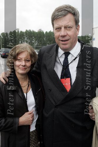 Rotterdam 3 juni 2005
Premiere Circus du soleil  bij ahoy.
Burgemeester Rotterdam Ivo opstelten met vrouw