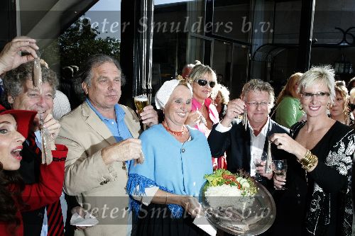 Amsterdam 14 juni 2005
Haringparty bij hilton hotel.
Jan Cremer en Tony Eyk en Jan des Bouvrie