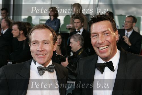Amsterdam 6 juni 2005
Uitreiking Johnny Kraaykamp musical awards in Nieuwe luxor.
Jan Uriot met vriend