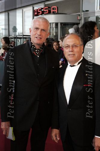 Amsterdam 6 juni 2005
Uitreiking Johnny Kraaykamp musical awards in Nieuwe luxor.
Joop Braakhekke met vriend Wim