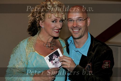 Amsterdam 8 juni 2005
Presentatie cd Karin Bloemen in Carre.
 Karin met Rob Kamphues