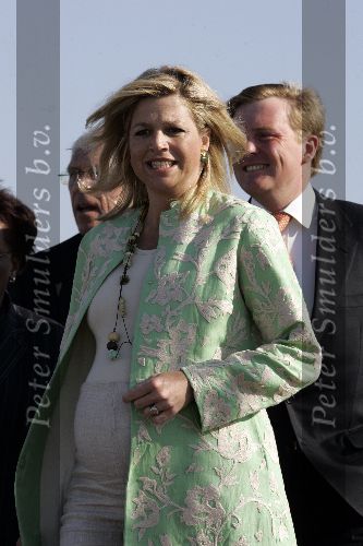 Scheveningen 9 juni 2005
Maxima  zwanger en Prins Willem Alexander bij strandtent Wij.
Feestje van Wapem. paul Rosemuller