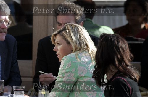 Scheveningen 9 juni 2005
Maxima  zwanger en Prins Willem Alexander bij strandtent Wij.
Feestje van Wapem.
