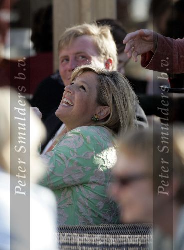 Scheveningen 9 juni 2005
Maxima  zwanger en Prins Willem Alexander bij strandtent Wij.
Feestje van Wapem.