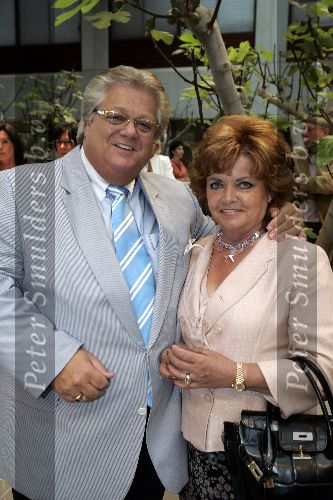 Utrecht 12 juni 2005
Modeshow Jaap Rijnbende bij Mercedes/chrysler
Tony Tetro met vrouw