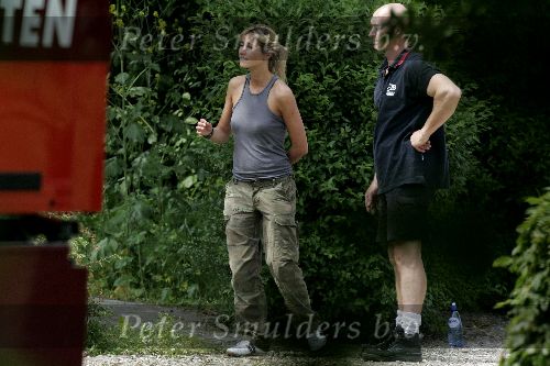 Nigtevecht 15 juni 2005
Wendy v Dijk verhuizing naar Zwaanwijck