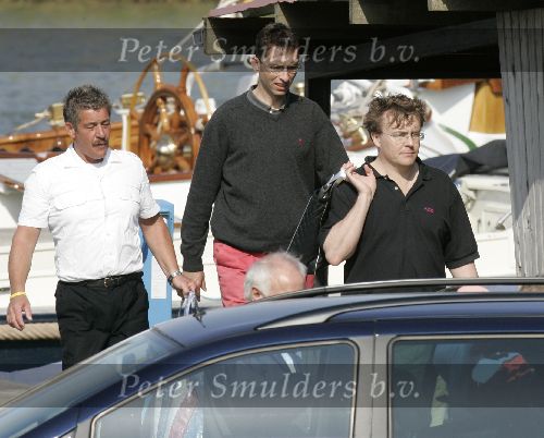 Muiden 28 mei 2005
Koningin Beatrix varen met Mabel Wisse Smit prinses Luana en prins Friso
