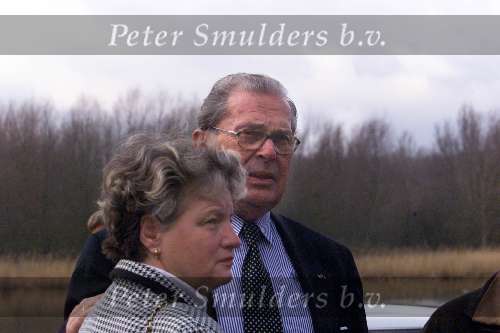 06 Maart 19999
Oud minister Biesheuvel met vrouw