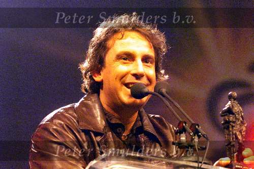 4 maart 1999
Marco Borsato tijdens zijn speech nadat hij de Edsion Music Award 1999 heeft gewonnen