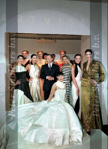 Amsterdam 14 Maart 1999
Mart Visser samen met zijn mannequins