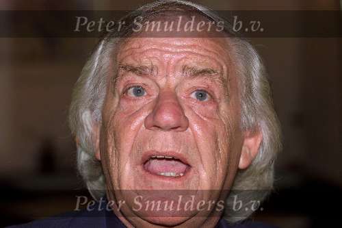 Vlaardingen 8 maart 2000
Platina Video Award voor 3 films
Aad v d Toor