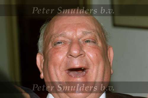Vlaardingen 8 maart 2000
Platina Video Award voor 3 films
Bas v d Toor