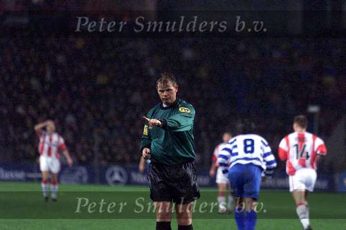 Eindhoven, 18 maart 2000
PSV-De Graafschap, eindstand 6-0 met 4 doelpunten van Arnold Bruggink
ScheidsrechterJ v Hulten