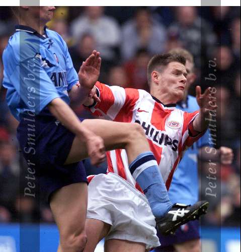Eindhoven, 12 maart 2000
PSV-FC Utrecht, eindstand 2-1
JOHANN VOGEL mooie aktie