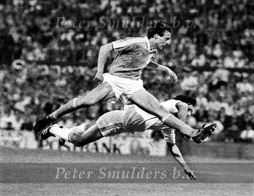 Nederland-Hongarije, eindstand 2-0
29 april 1987
Johnny v \\\'t Schip