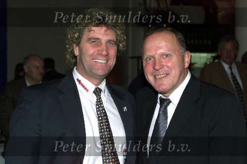 Geertruidenberg 28 maart 2000
Wijnproeverij Otto Lenselink in Geertruidenberg.
Jean Marie Phaff en Rene v d Kerkhof
