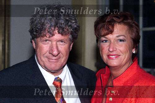Geertruidenberg 28 maart 2000
Wijnproeverij Otto Lenselink in Geertruidenberg.
Willibrord Frequin met zijn ex-vrouw