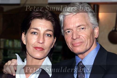 Vinkeveen15 maart 2001  
Uitreiking cd Dries Roelvink
Ben Cramer met vrouw