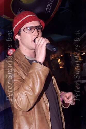 Rotterdam 29 maart 2001
Uitreiking cd Georgina Verbaan in de Baja Beachc club.
Johnny de Mol
