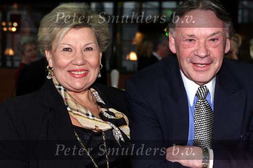 Rotterdam 23 maart 2001
Lee Towers onthulling borstbeeld in Ahoy.
Theo Sythoff met vrouw