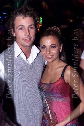 Rotterdam 29 maart 2001
Uitreiking cd Georgina Verbaan in de Baja Beachc club.
Tim Immers en Georgina Verbaan