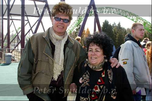Dronten 29 maart 2002

Opening nieuwe atraktie Six Flags.

 Ad Visser met vrouw

Peter Smulders bv