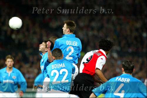 Rotterdam 21 maart 2002
Feyenoord-PSV 1-1 kwartfinale uefa cup
Pierre v Hooijdonk en Ernest Faber
Andre ooijer
