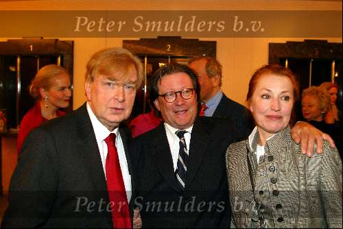 Scheveningen 25 maart 2202
Afscheid van Henk v d Meyden in het circustheater.
Henk en Fons v Westerloo met vrouw
