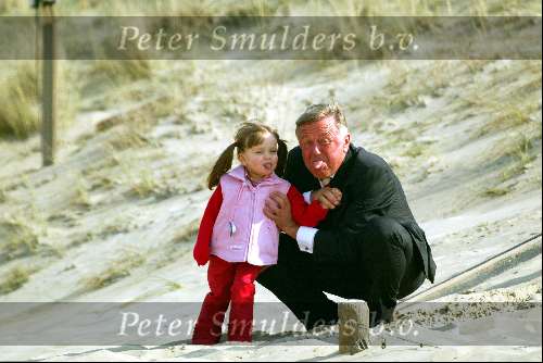 Noordwijk 30 maart 2002
Harry Mens met zijn dochters op het strand