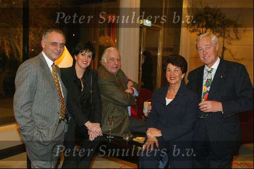 Amsterdam 2 maart 2002
Modeshow Mart Visser in het Hilton
Hein v Laarhoven met vrienden