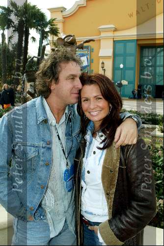 Parijs 15 maart 2002
Disneyland 10 jarig bestaan en opening nieuwe gedeelte.
Marco Borsato en Leontine Borsato
