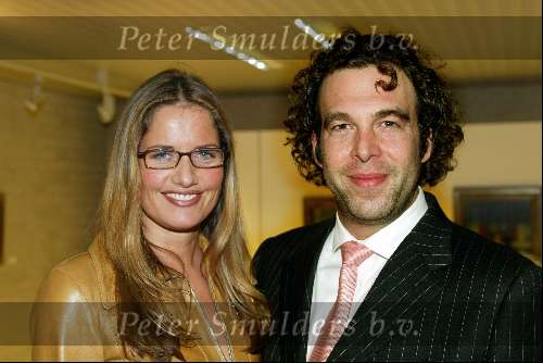 Amstelveen 18 maart 2002
Modeshow Ronald Kolk
Zomermode 2002
Mariska Hulscher met haar nieuwe vriend