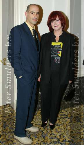 Amsterdam 11 maart 2002
Modeshow Frans Molenaar in Amstel Hotel
Mathilde Santing met vriend