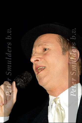 Hilversum 24 maart 2002
Robert Paul