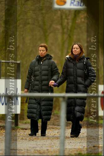 Lisse22 maart 2002
Suze Mens wandelen met dochter Marloes Mens

Peter Smulders bv