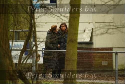 Lisse22 maart 2002
Suze Mens wandelen met dochter Marloes Mens