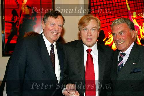 Scheveningen 25 maart 2002
Afscheid Henk v d Meyden in het circustheater.
Henk v d Meyden en Tom westermeijer