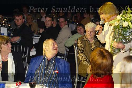 Hilversum 24 maart 2002
Gala Willeke Alberti Foundation in studio 21
Kitty Courbois en Ramses Shaffy