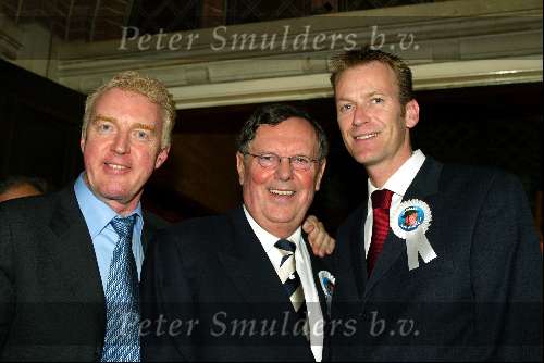 Amsterdam 14 maart 2003
Afscheid thomas lepeltak in hotel park plaza
Andre v duin met vriend en tom westermeijer sr.