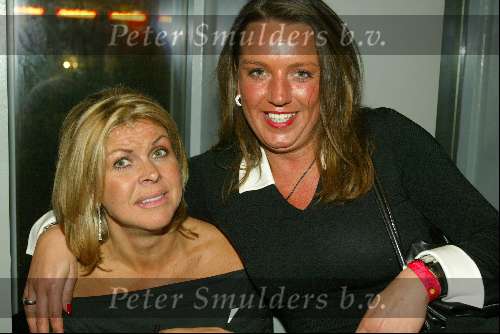 Amsterdam 6 maart 2003
uitreiking van de edison prijzen in de heineken musichall
Bartina koeman en mariska Westermeijer