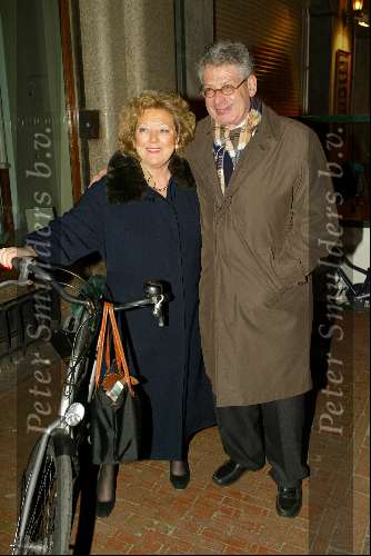 Amsterdam 14 maart 2003
Afscheid thomas lepeltak in hotel park plaza
ed  v thijn met vrouw