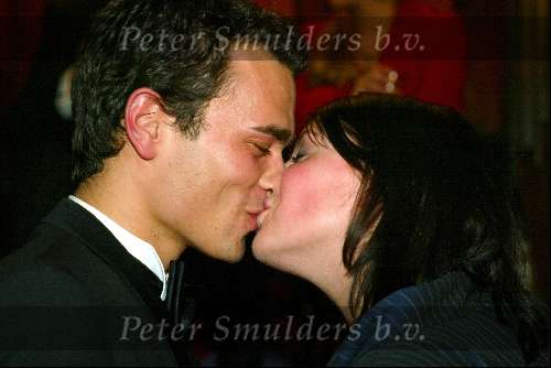 Amsterdam 10 maart 2003
Premiere liever verliefd in tushinski
edgar wurfbain met vriendin kussend