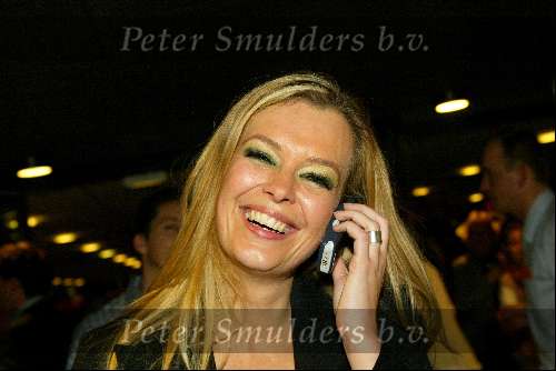 Rotterdam 1 maart 2003
Nationale songfestival in ahoy
ESther hart met gsm