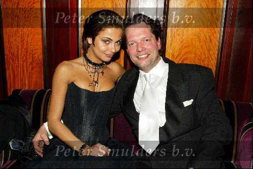 Amsterdam 10 maart 2003
Premiere liever verliefd in tushinski
guido den aantrekker en georgina Verbaan